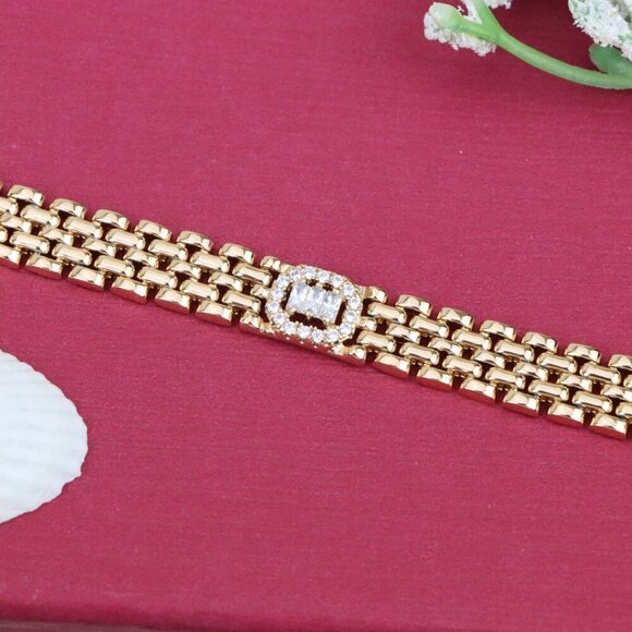 "Elegant Rose Gold Bracelet with Sparkling Central Crystal Accent, XPBL0935 - Picture 12 of 12